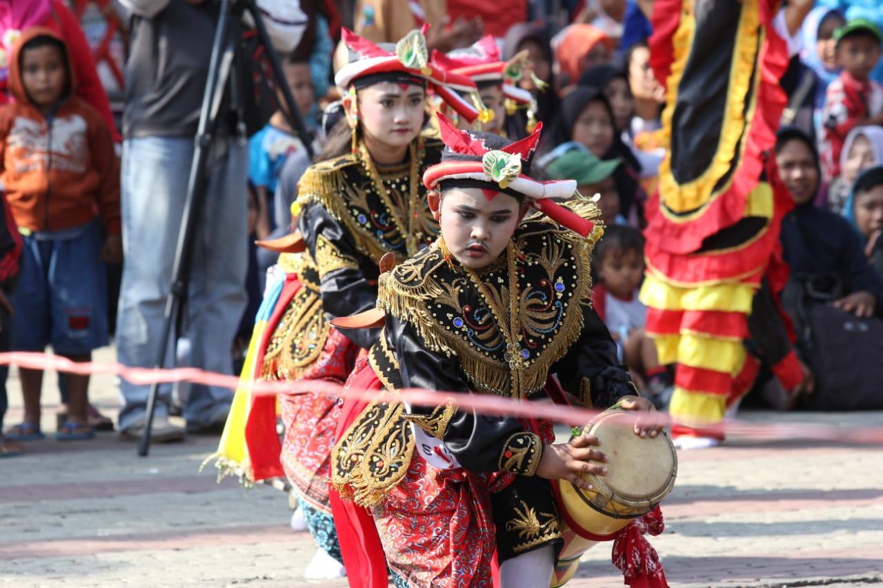 Reog Kendang, Gambaran "Gemblak" Mencari Jati Diri