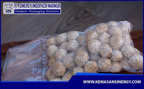 Praktisnya Pengemasan Bakso Dengan Plastik Vakum