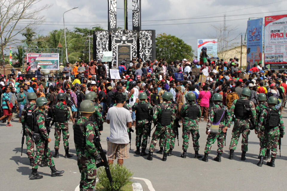 Pertebal Keamanan, 6 Ribu Personel TNI-Polri Siaga di Papua dan Papua Barat