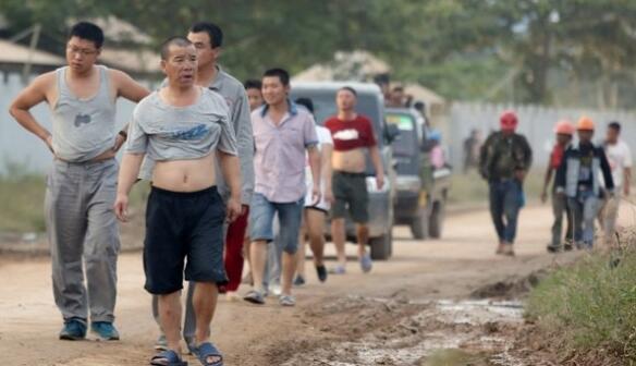 &#91;B&#93;Warga Lebak mengeluh banyak buruh China buang air besar sembarangan&#91;/B&#93;