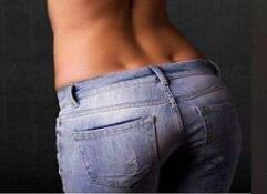 Lesung Pinggang ( Venus Dimples / Apollo's Dimples )