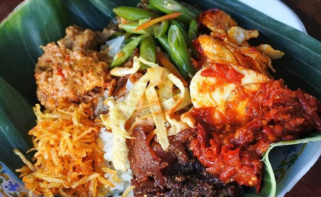 8 Nasi Uduk Enak di Jakarta Utara yang Gurihnya Mantap!