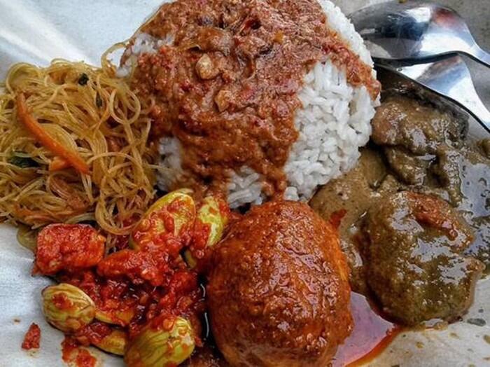 10 Tempat Nasi Uduk Betawi di Jakarta Selatan Yang Rasanya Bikin Khilaf