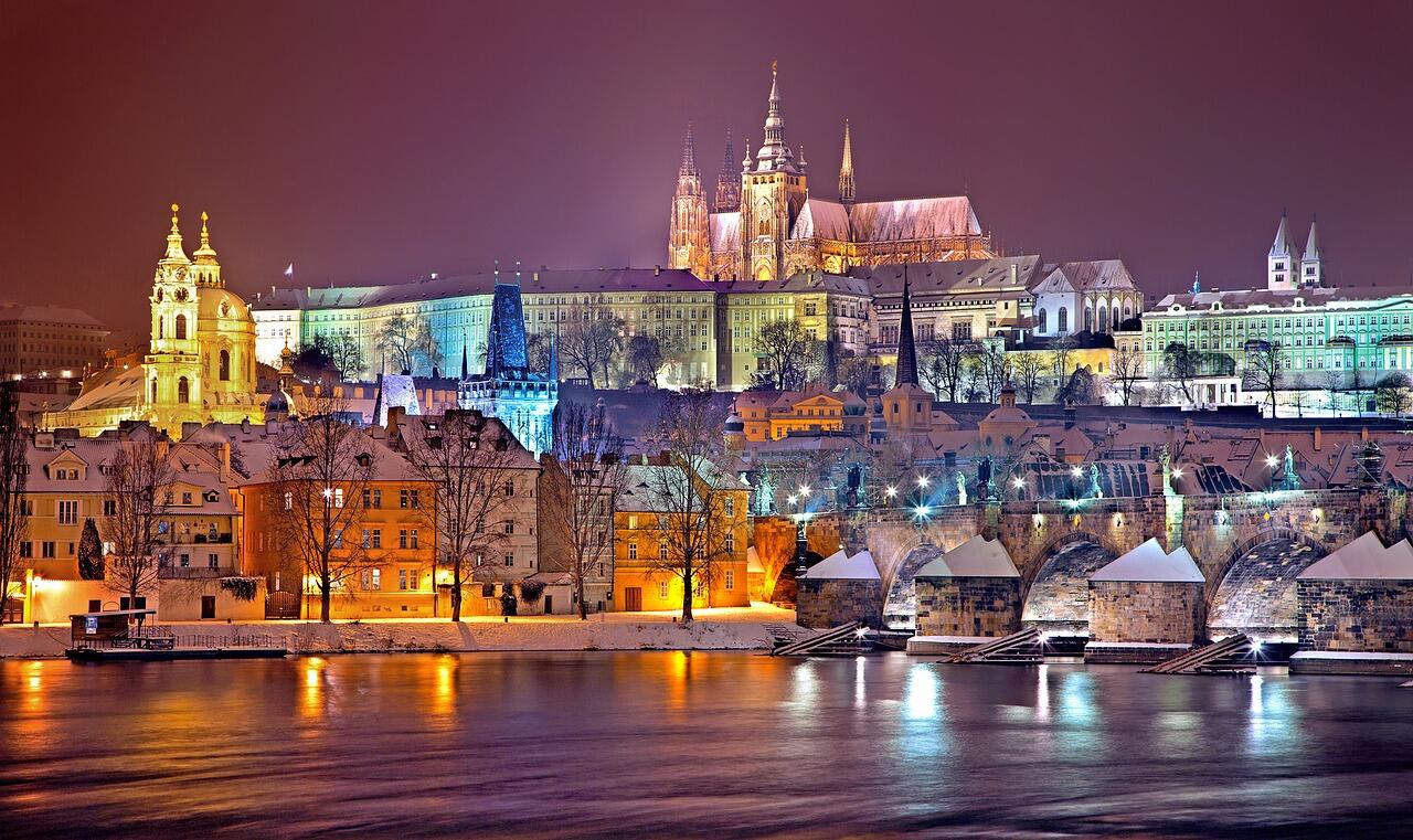 5 Lokasi Menarik Di Kota Praha Yang Dijadikan Tempat Pengambilan Gambar