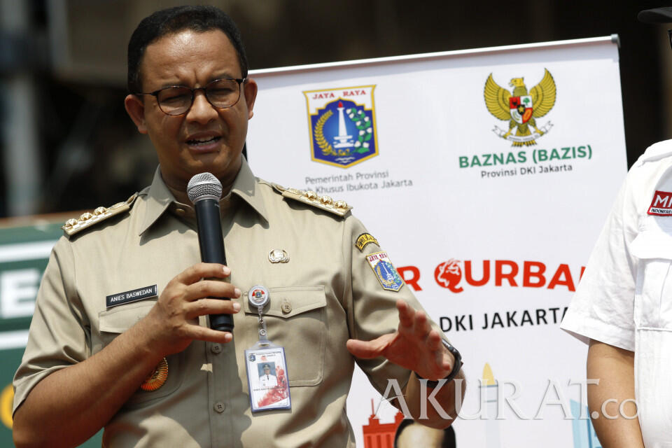 Anies Baswedan Angkat Bicara soal Lautan Sampah di Kampung Bengek Jakut