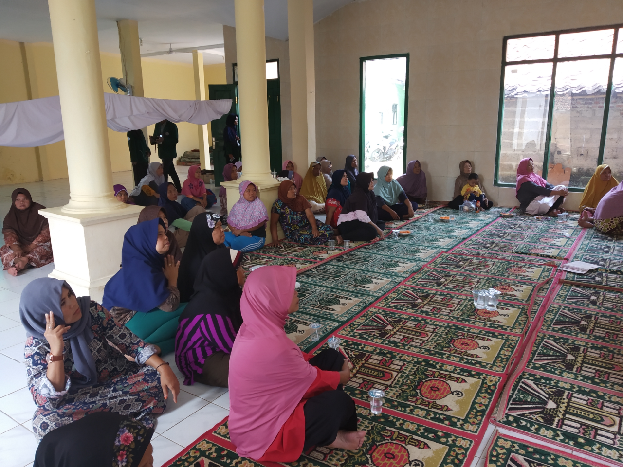KERAJUS PKM 17 : LANSIA JUGA PERLU BANYAK TAHU TENTANG HIPERTENSI DAN KOLESTEROL