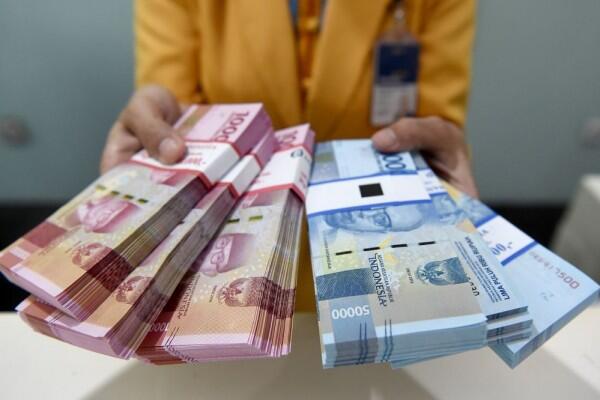 Rupiah Kalahkan Dolar karena Data Ekonomi Tiongkok Melonjak