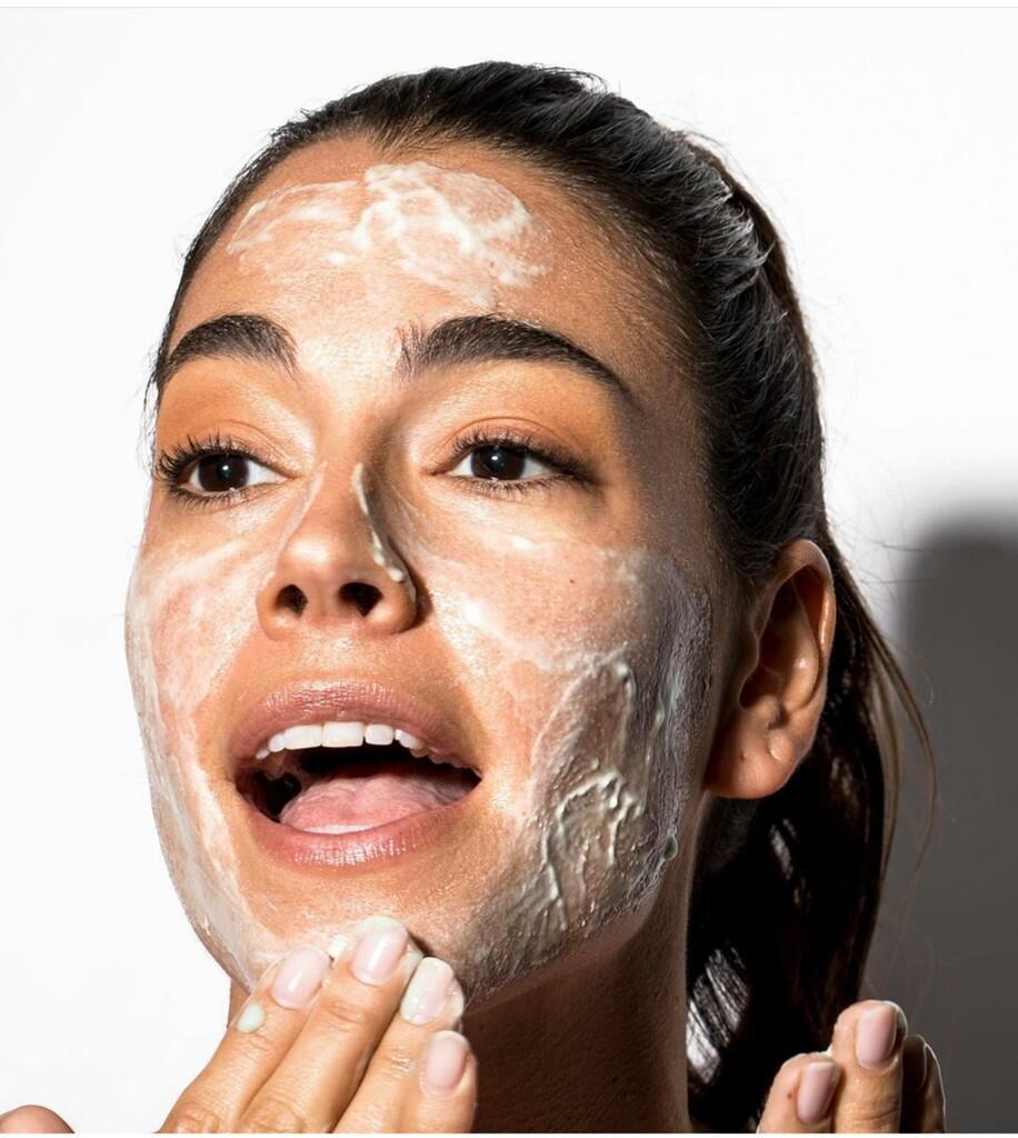 Eksfoliasi, treatment skincare yang tidak boleh dilewatkan!