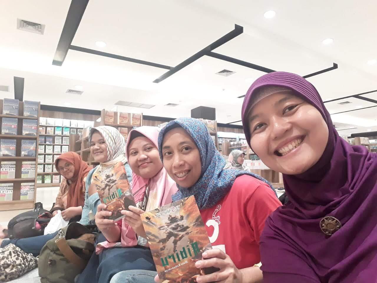 Bingung dengan Jati diri? Yuk, Berkomunitas!