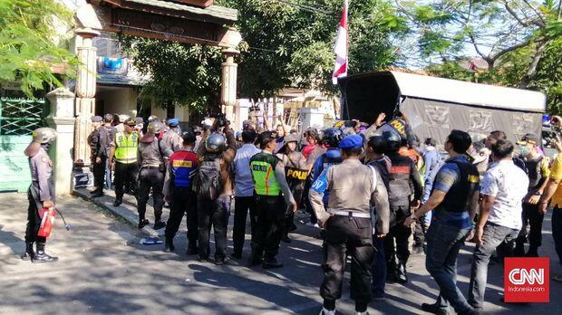 Rasisme, Menghancurkan Harmoni