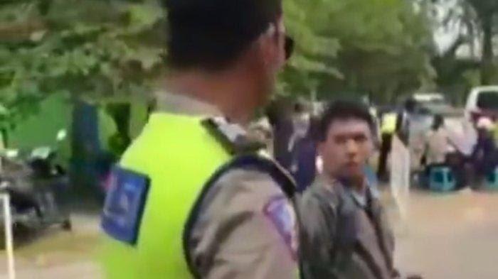 Viral Pengendara Motor Takut Dirazia Petugas.