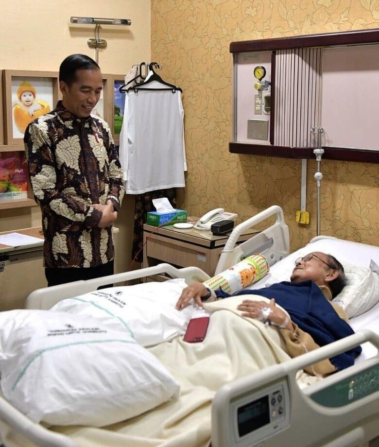 Penjelasan Lengkap Keluarga soal Meninggalnya BJ Habibie