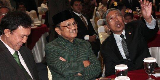 Mengenang Karya-Karya Bapak BJ Habibie