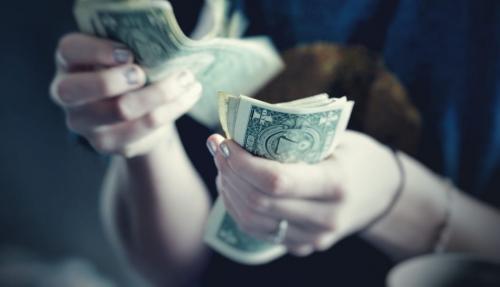 Dolar Menguat Ditopang Positifnya Data Ekonomi AS