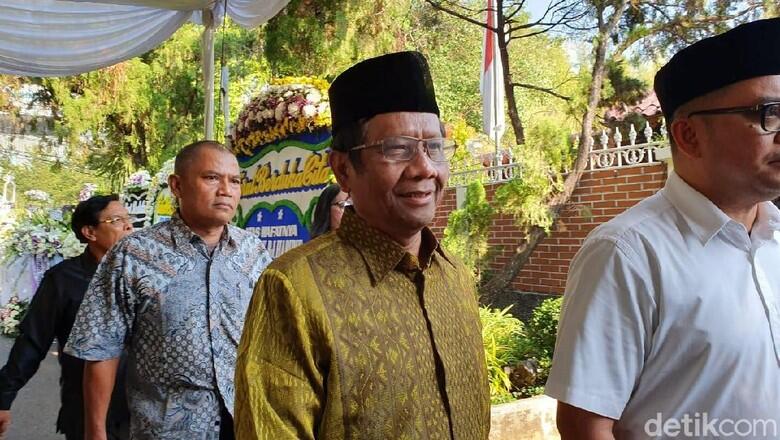 Cerita Mahfud MD Tentang Pengorbanan BJ Habibie