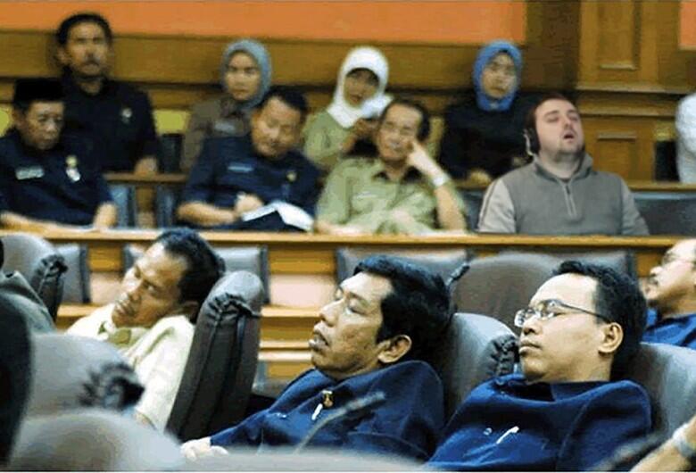 5 Faktor yang Jadi Sebab Anggota DPRD Gadai SK, Nomor 3 Asyik