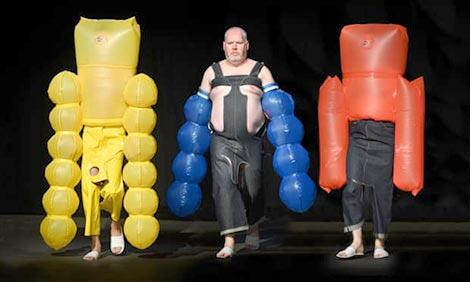 Level Dewa, Desain Fashion Dari Balon Ini Bikin Mikir Keras Gimana Cara Pakainya