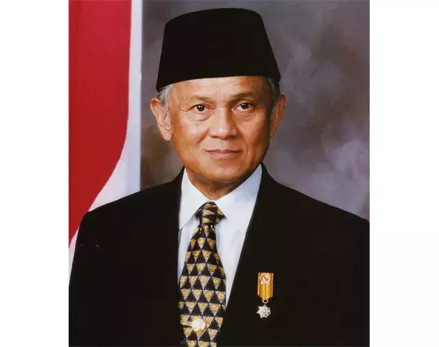 Eyang Habibie, Satu Sosok Terbaik Yang Menginspirasi Yang Meninggalkan 1000 Kenangan.
