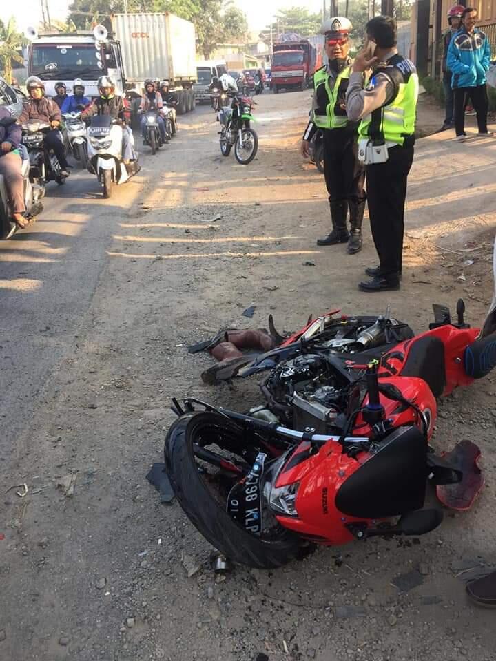 Motor Sport Ini Alami Kecelakaan Hebat Gara Gara Angkot Yang Ada Didepannya