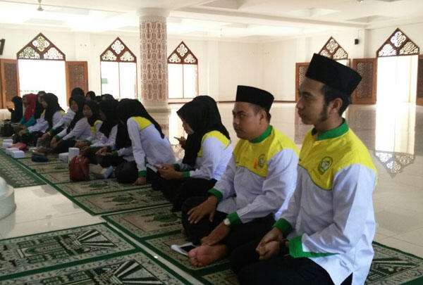 Dari Cupu Sampai Berani Bilang Cinta, Indahnya Komunitas Remaja Masjid