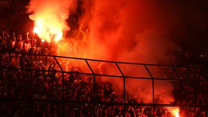 Supporter Itu Cerminan Negeri !