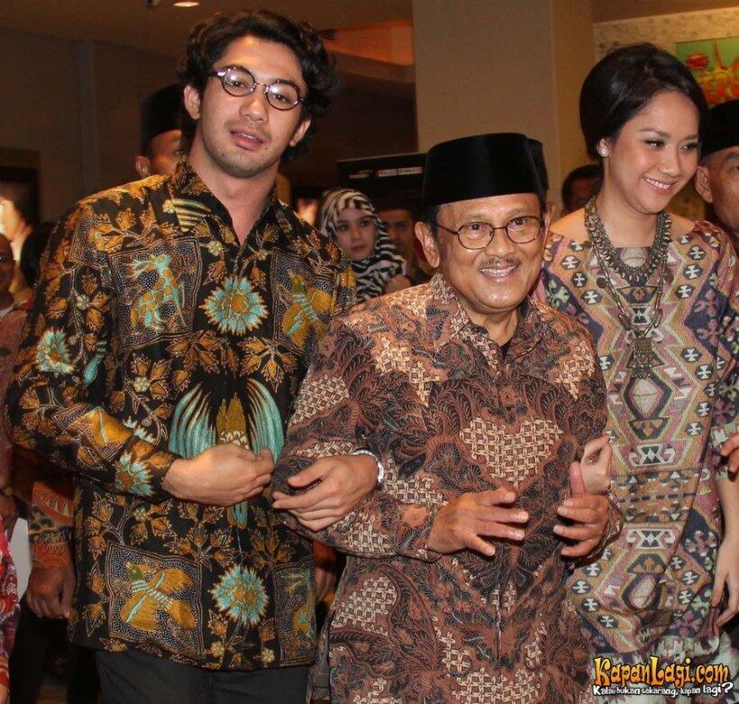 Bukan Hanya Cerdas! Ternyata Eyang Habibi Juga Sosok yang Romantis