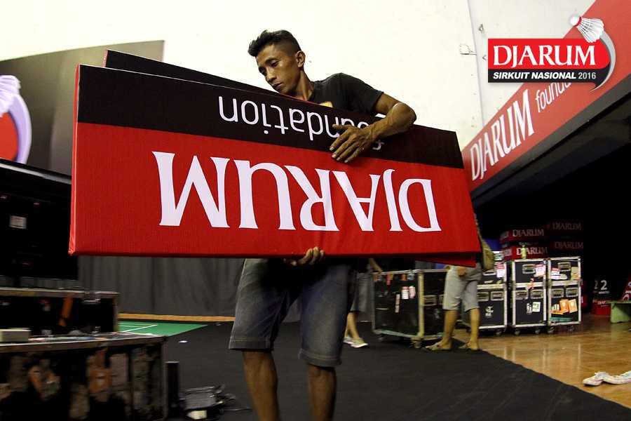 Mencetak Generasi Masa Depan yang Tak Berpendidikan dan Penyakitan!