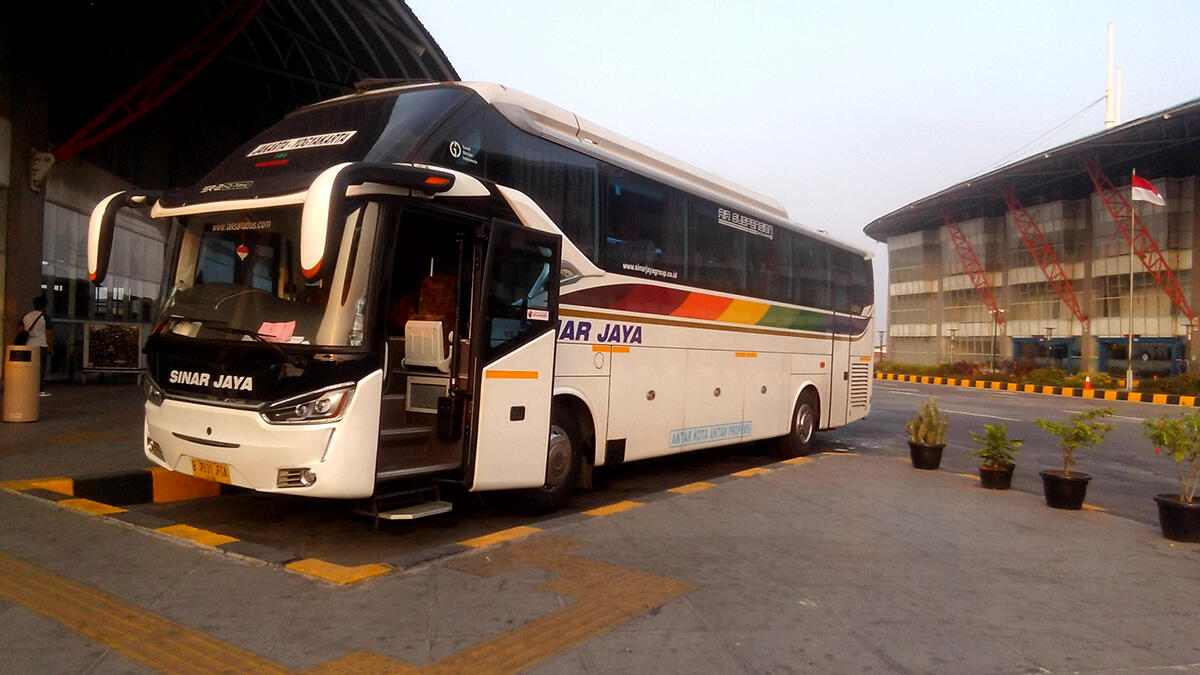 Naik Bus Sinar Jaya Pulogebang - Yogyakarta, Mantep Gan