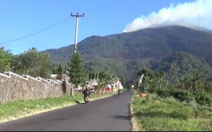 Misteri Mendaki Gunung Ciremai