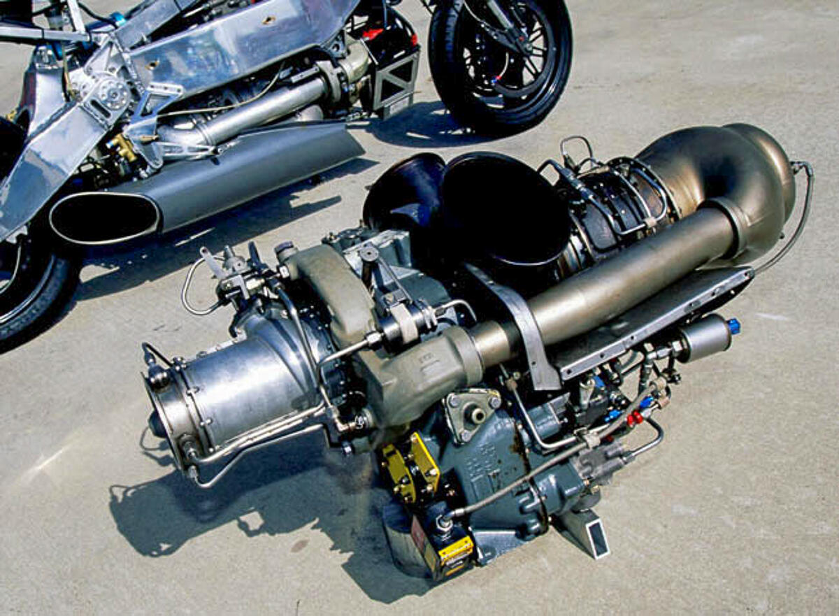 Percaya Gak Percaya, Motor Ini Pakai Mesin Jet Copotan Dari Mesin Helikopter