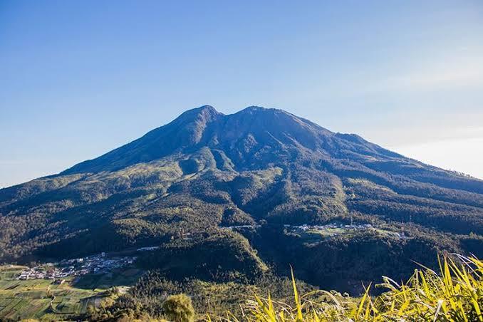 Kisah Mistis Di Gunung Lawu