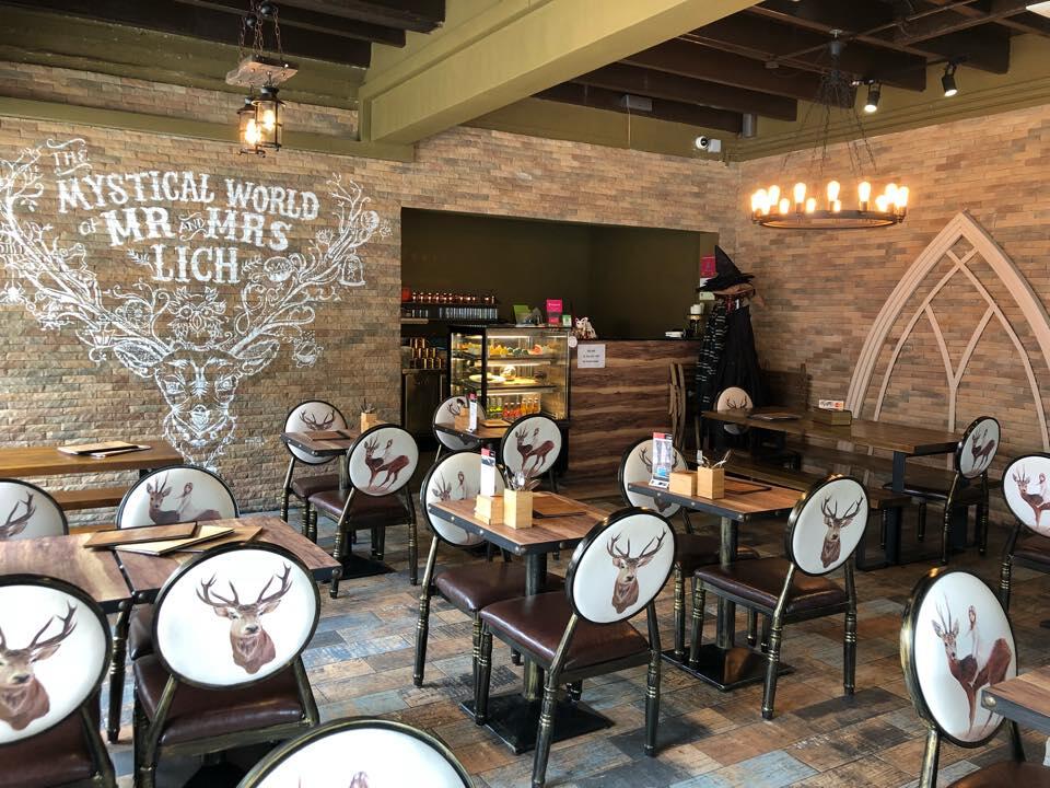 6 Kafe Bertema Harry Potter Ini Kerasa Banget Aura Magisnya!