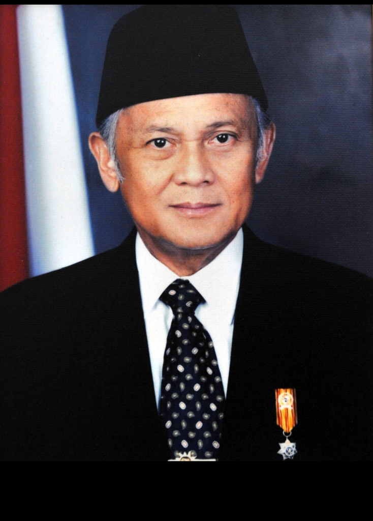 Mengenang B.J. Habibie, Setia Satu Pasangan, dan Petuahnya Penuh Manfaat 