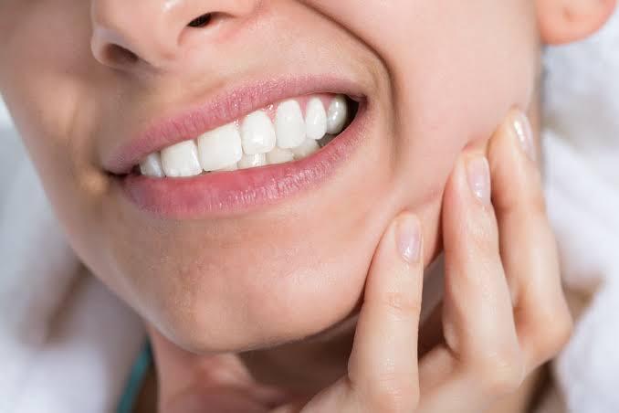 Sakit Gigi? Gak Usah Mikirin Obat, Cobalah Cara Ini (Pengalaman Nyata)