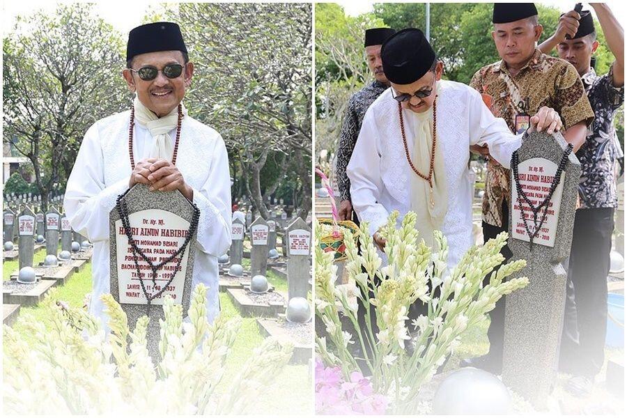 Jasa Tak Terlupakan dan Kesetiaan Pak BJ. Habibie