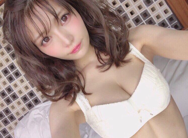 Wanita Langsing Lebih Hot Saat Seks