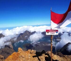 (KISAH NYATA) RINJANI: Pesona dan Misteri!