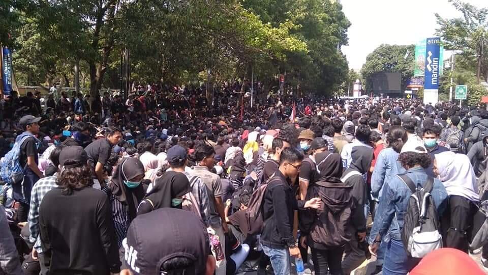 Foto Aksi Demo Gejayan