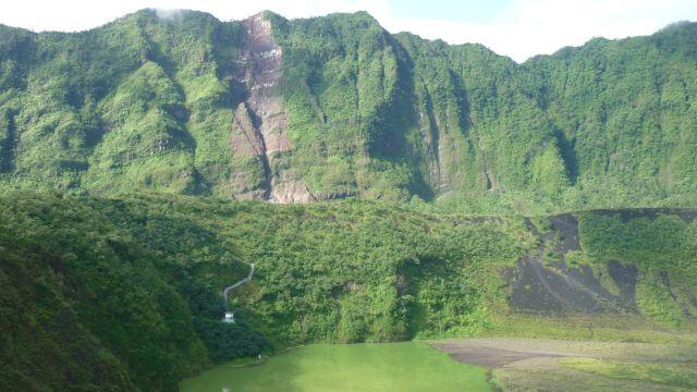 Pencarian Kerajaan Gaib Di Puncak Gunung Galunggung