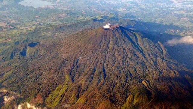 Yang Tertinggal di Gunung Ceremai