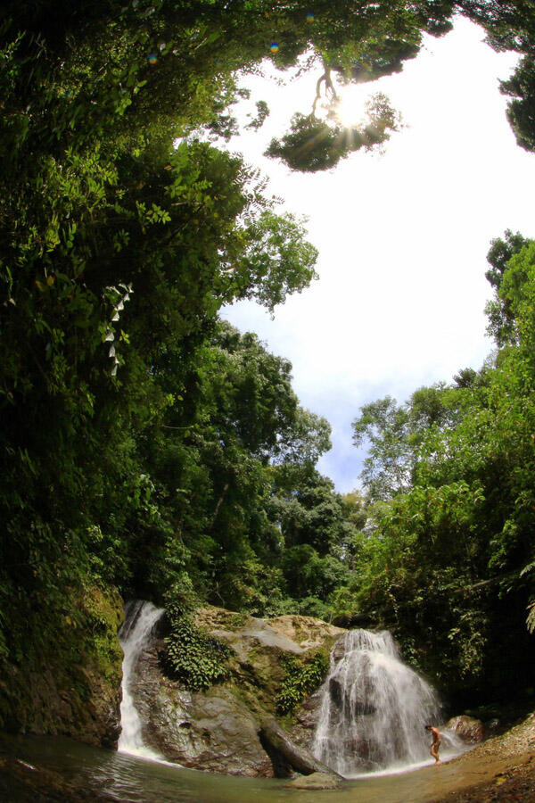 Tersesat Di Kaki Gunung Lumut.
