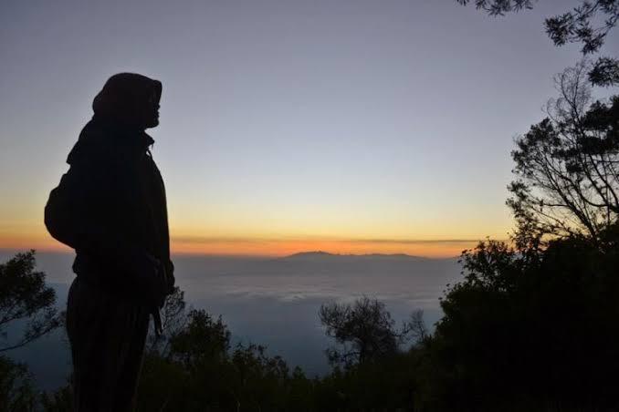 Unforgettable! Diganggu Penunggu Gunung