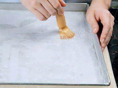 Perbedaan Baking Paper dan Kertas Roti