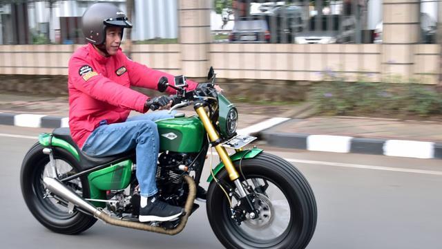 Kawasaki W175, Motor Yang Sering Dipakai Jokowi Blusukan