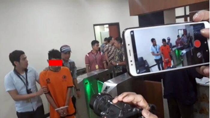 Miris Banget Melihat Motif Dan Profesi Pelaku Dalam Video Porno Jabar