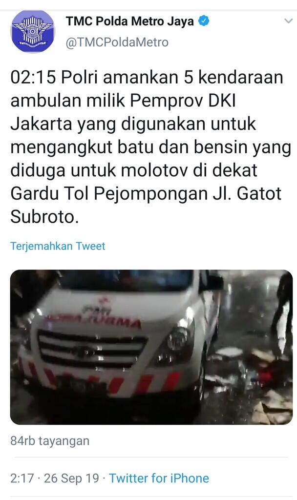 Sebut Ambulans Pemprov DKI Angkut Batu dan Bensin Molotov,Akun TMCPolda Metro Dikecam