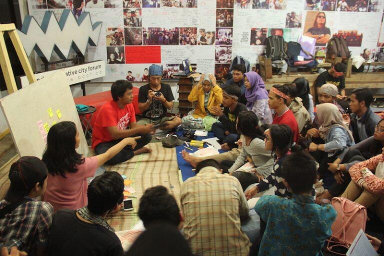 Serunya Berkominitas Dan 4 Manfaat Ikut Komunitas Ala Gue