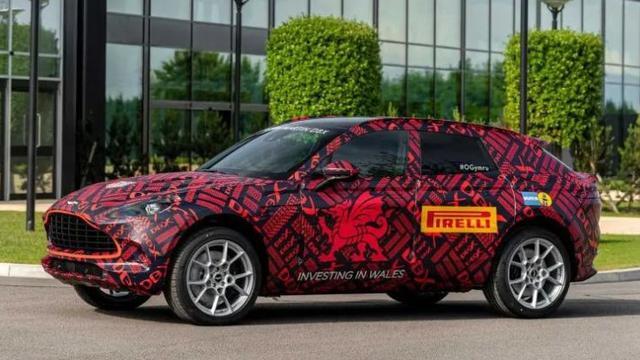 Aston Martin DBX, SUV Pertama Milik Aston Martin