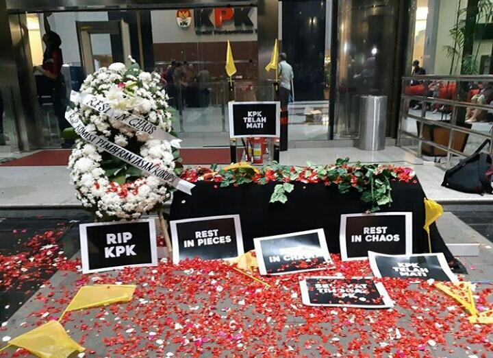 Urgensi RUU KPK, Sudah Siap Turun Tahta?
