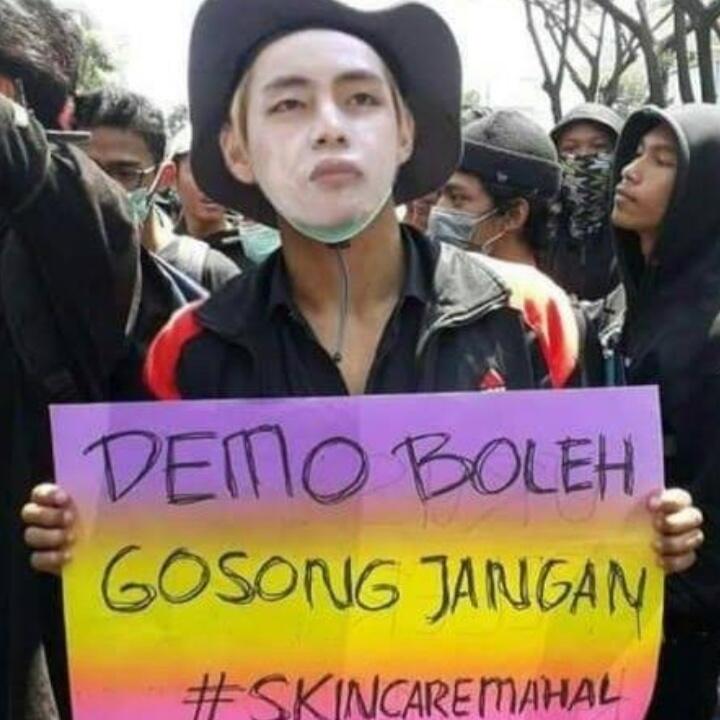 Wajib Baca! Rangkuman Lengkap Semua Kejadian Unik, Lucu Dan Mengharukan Selama Demo